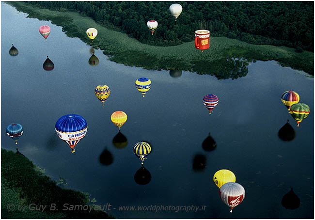 Le miroir aux ballons